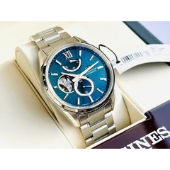Đồng Hồ Nam Orient Star Automatic Semi Skeleton BLue green Grandient MOP Dial RK-BY0001A