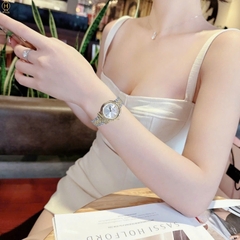 Đồng Hồ Nữ Salvatore Ferragamo Quartz Gancini Diamond SFMV01423