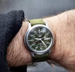 Đồng Hồ Nam Seiko 5 Automatic SNK805K2 ( SNK805 ) Dây Vải Mặt Xanh Rêu