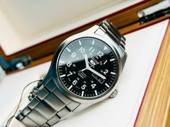 Đồng Hồ Nam Seiko 5 Automatic SNZG13J1 Sport Dây Thép Mặt Đen