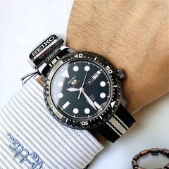 Đồng Hồ Nam Seiko 5 Automatic Sports SRPC67K1