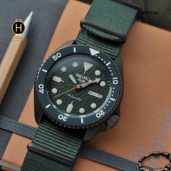 Đồng Hồ Nam Seiko 5 Automatic SRPD77K1 Sport Dây Dù Mặt Xanh.