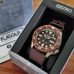 Đồng Hồ Nam Seiko 5 Automatic Sport SRPD85K1
