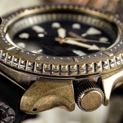 Đồng Hồ Nam Seiko 5 Automatic SRPE80K1 Sport Dây Silicon Nâu Mặt Đen