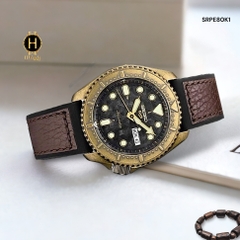 Đồng Hồ Nam Seiko 5 Automatic SRPE80K1 Sport Dây Silicon Nâu Mặt Đen