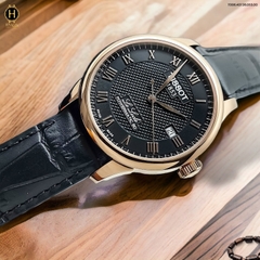 Đồng Hồ Nam Tissot Automatic T006.407.36.053.00 (T0064073605300) LE LOCLE Dây Da Đen Vỏ Vàng Hồng Mặt Đen Sapphire
