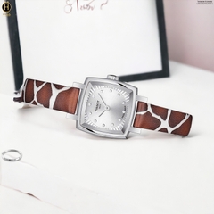 Đồng Hồ Nữ Tissot Quartz Lovely T058.109.17.036.00 ( T0581091703600 ) Dây Da Mặt Trắng Vuông Sapphire