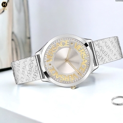 Đồng Hồ Nữ Versace Quartz VE2O00422 Logo Halo Dây Thép Mặt Trắng