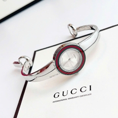 Đồng Hồ Nữ Gucci Quartz U-Play Stainless YA129506
