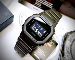 Đồng Hồ Nam Casio Quartz Gsock DW-5600BB-1DR
