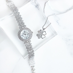 Đồng Hồ Nữ Royal Crown Quartz 2607L Dây Sắt Đính Đá 