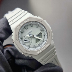 Đồng Hồ Nam Casio Quartz GA-2110ET-8ADR Dây Nhựa Màu Xám