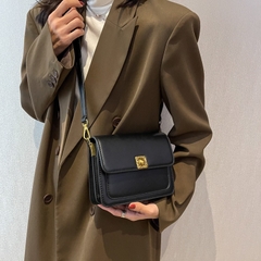 Túi Xách Đeo Chéo Nữ Mona - tt221051