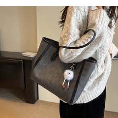 Túi Size To Đeo Vai Nữ - Giỏ Xách Kèm Móc Đeo Túi Mona - tt231026