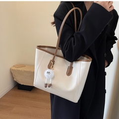 Túi Size To Đeo Vai Nữ - Giỏ Xách Kèm Móc Đeo Túi Mona - tt231032