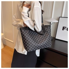 Túi Đeo Vai Nữ Size Lớn - Giỏ Xách To Mona  - tt230723