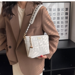 Túi Đeo Vai Nữ - Giỏ Xách Đeo Chéo Mona - tt230540