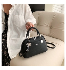 Túi Đeo Vai Nữ Có Quai Xách - Giỏ Xách Đeo Chéo Mona - tt240304
