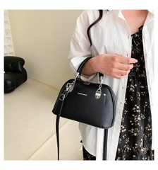 Túi Đeo Vai Nữ Có Quai Xách - Giỏ Xách Đeo Chéo Mona - tt240304