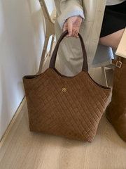 Túi Nữ Size Vừa Phù Hợp Nhiều Phong Cách - tt251083