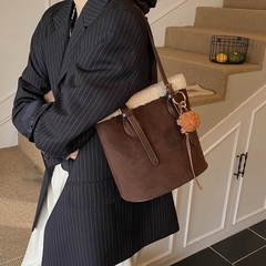 Túi Size Vừa Không Quá To Không Quá Nhỏ - tt251175