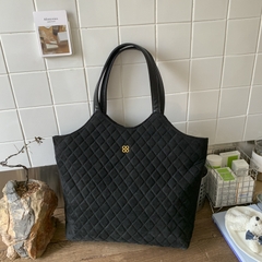 Túi Nữ Size Vừa Phù Hợp Nhiều Phong Cách - tt251083