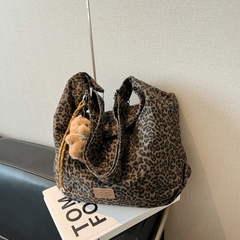 Túi Vai Da Báo Size To Mix Đồ Cực Đỉnh - tt251140