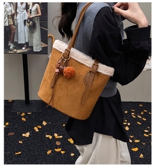 Túi Size Vừa Không Quá To Không Quá Nhỏ - tt251175