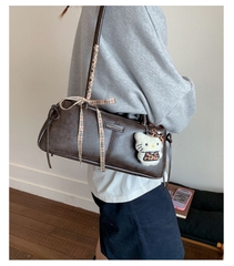 Túi Kẹp Nách Giúp Outfit Thêm Nổi Bật - tt251243