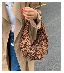 Túi Da Lộn Size To Đeo Vai Thoải Mái Dễ Sử Dụng - tt251047