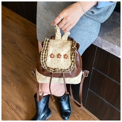 Balo Size Nhỏ Gọn Nhẹ Phù Hợp Đi Chơi Đi Dạo - tt251057