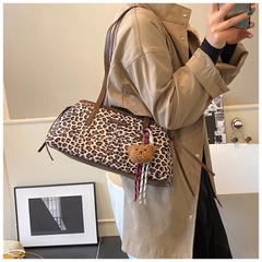 Túi Kẹp Nách Nhẹ Nhàng Gọn Gàng - tt251213