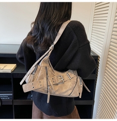 Túi Kẹp Nách Phong Cách Năng Động Dễ Sử Dụng - tt251205