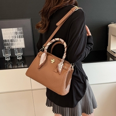 Túi Xách Size Vừa Gọn Gàng Sang Xịn - tt260426