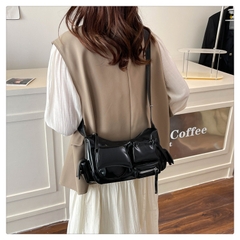 Túi Kẹp Nách Dễ Phối Outfit Hằng Ngày - tt251008