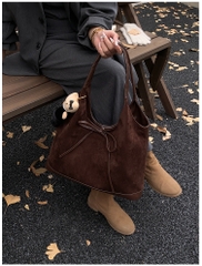 Túi Da Lộn Size To Đeo Vai Thoải Mái Dễ Sử Dụng - tt251061