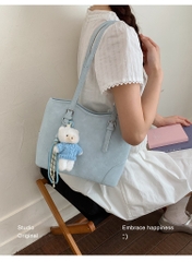 Túi Xách Size Vừa Đựng Đồ Thoải Mái - tt250346