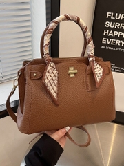 Túi Xách Size Vừa Gọn Gàng Sang Xịn - tt260426