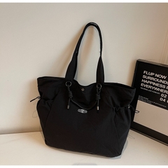 Túi Xách Size To Chất Dù Rộng Rãi Tiện Lợi tt260408