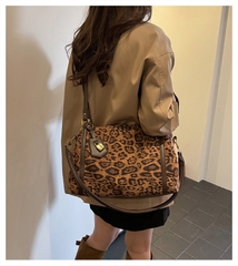 Túi Vai Da Báo Size To Gu Cá Tính - tt251141