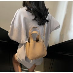Túi Đeo Chéo Cầm Tay Siêu Basic - tt250427