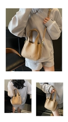 Túi Đeo Chéo Cầm Tay Siêu Basic - tt250427