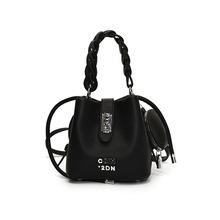 Túi Đeo Chéo Cầm Tay Siêu Xinh - tt250523