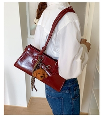 Túi Đeo Vai Kẹp Nách Kèm Charm Siêu Xinh - tt250853