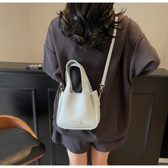 Túi Đeo Chéo Cầm Tay Siêu Basic - tt250427