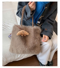 Túi Lông Size To Rộng Rãi Đựng Nhiều Đồ - t251235