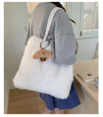 Túi Lông Size To Rộng Rãi Đựng Nhiều Đồ - t251235