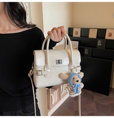 Túi Xách Size Vừa Form Đẹp Hằng Ngày - tt250343