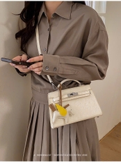 Túi Xách Size Nhỏ Đi Chơi Cực Hợp - tt250338