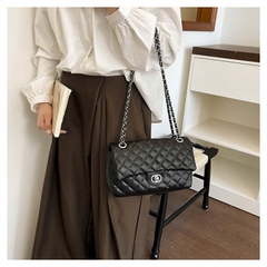 Túi Size Vừa Dễ Mix Match - tt260510